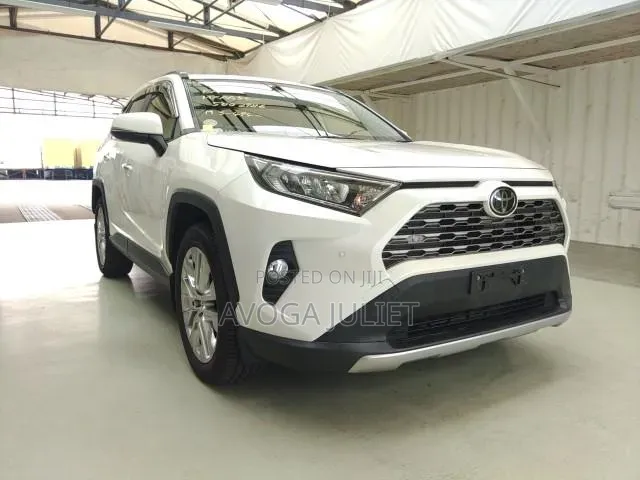 Toyota RAV4 Limited AWD 2020 White