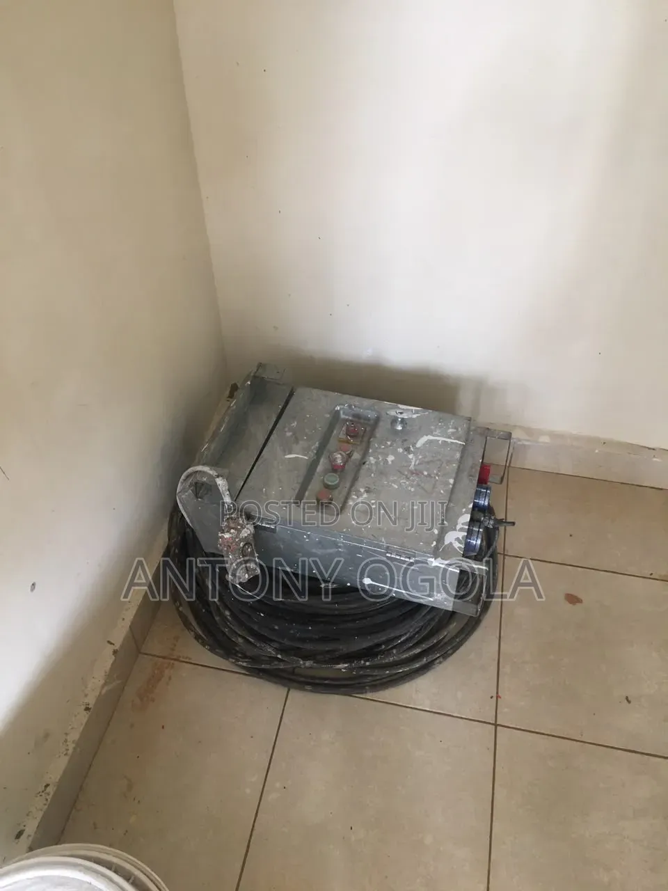 Electric Cradle Machine