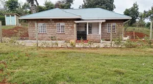 3bdrm Bungalow in Thayu, Mamito for rent