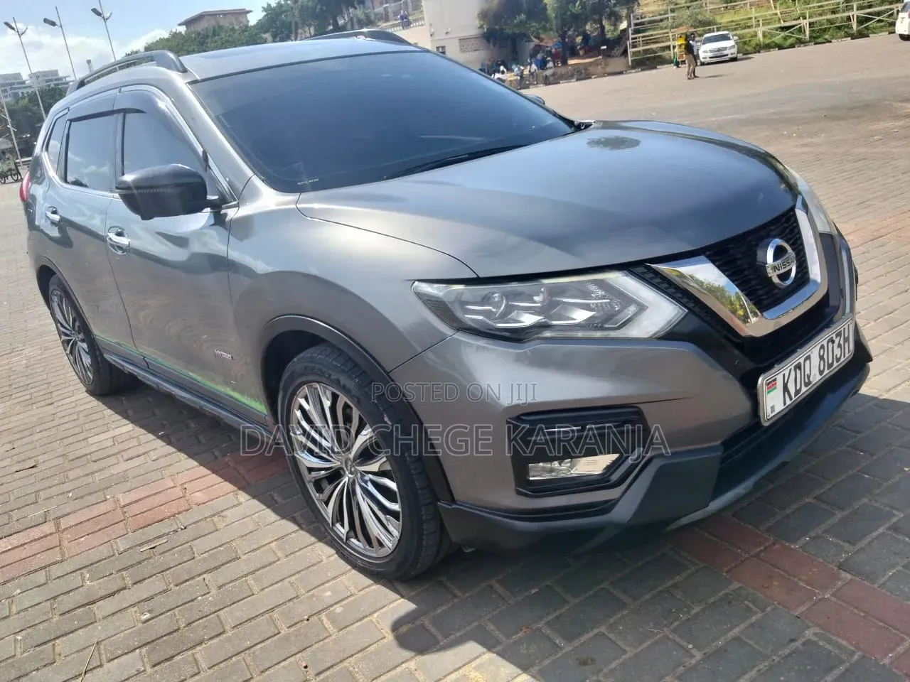 Nissan X-Trail 2016 Gray
