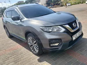 Nissan X-Trail 2016 Gray
