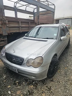 Mercedes-Benz C180 2004 Silver