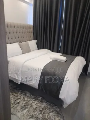 Fibbstays Airbnb at Valley Heights Apartments Along Ole Dume Rd