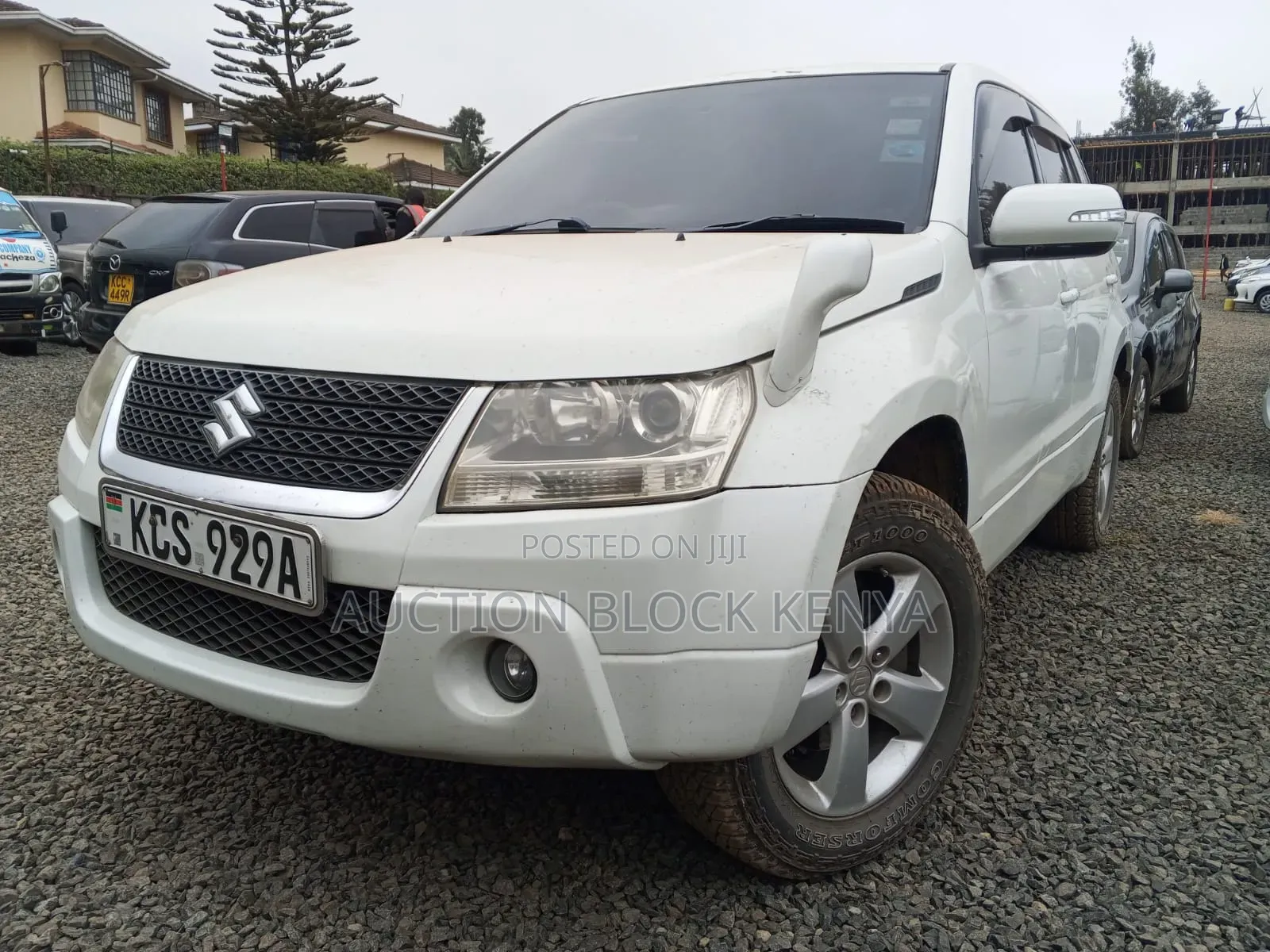 Suzuki Escudo 2012 White