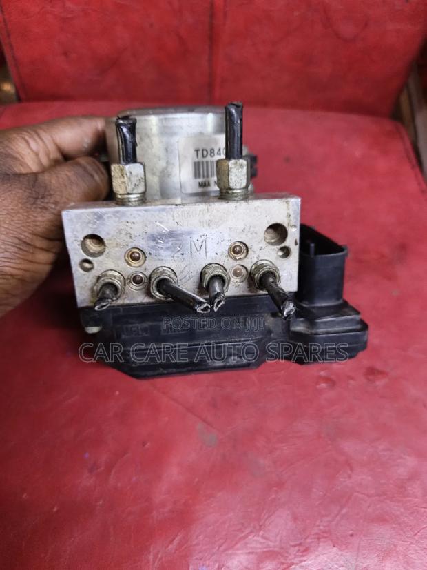 Abs Pump Nissan Serena 2012 - thumbnail 2