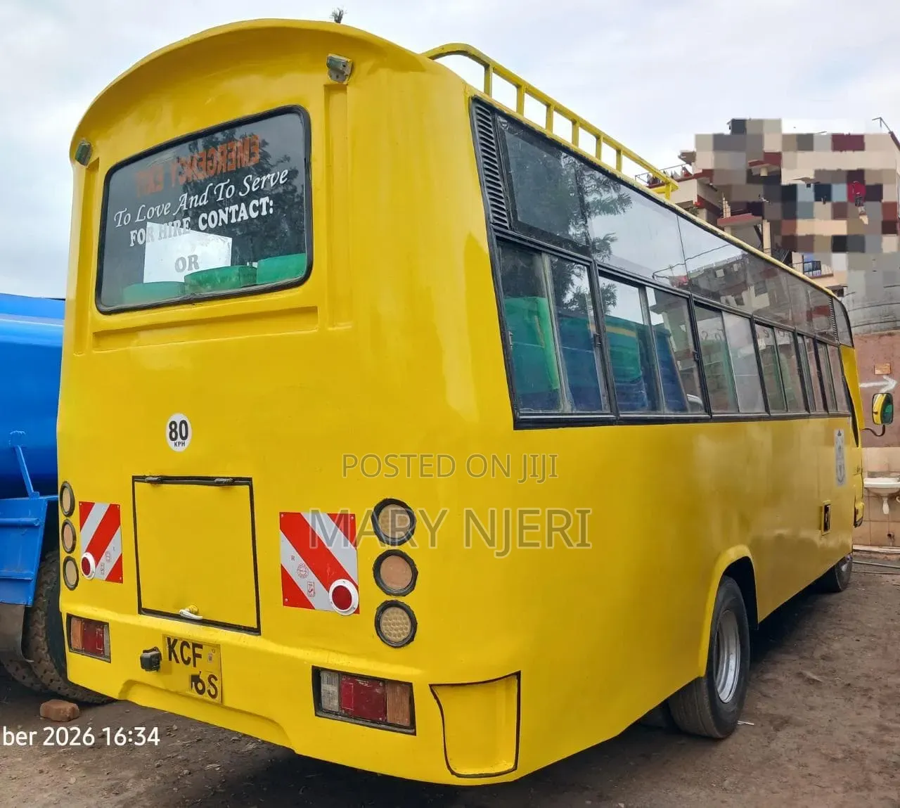 Isuzu NQR 2015 Yellow