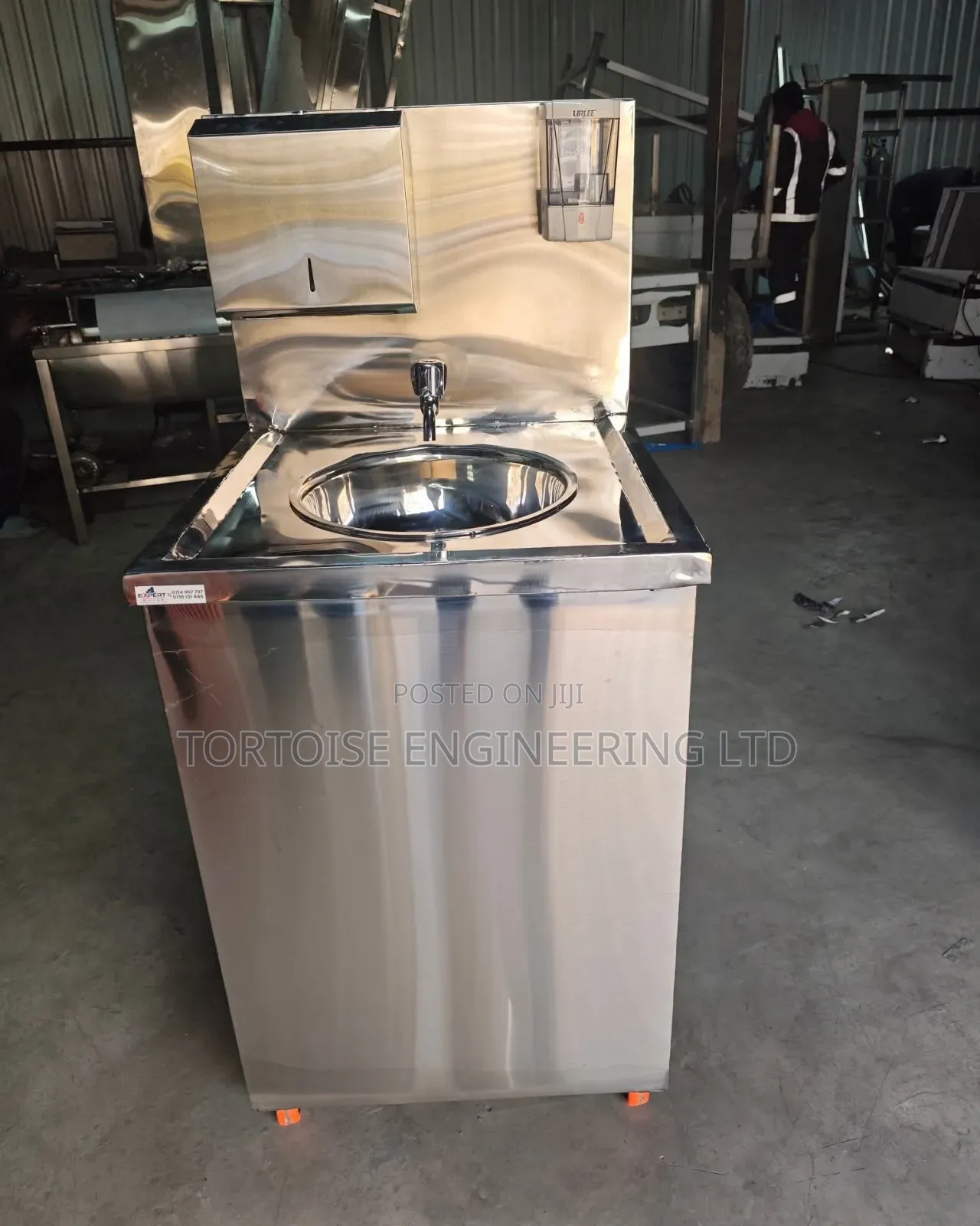 Stainless Steel Hand Washing Station Sink Size 600mm by 600mm