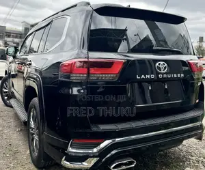 Toyota Land Cruiser LC300 2023 Black