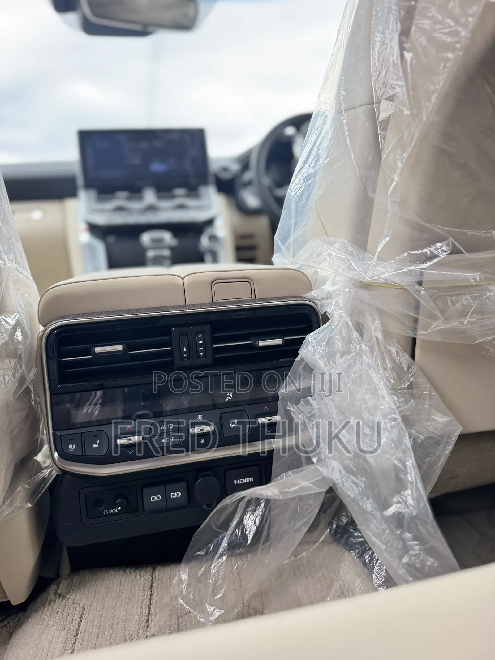 Toyota Land Cruiser LC300 2023 Black