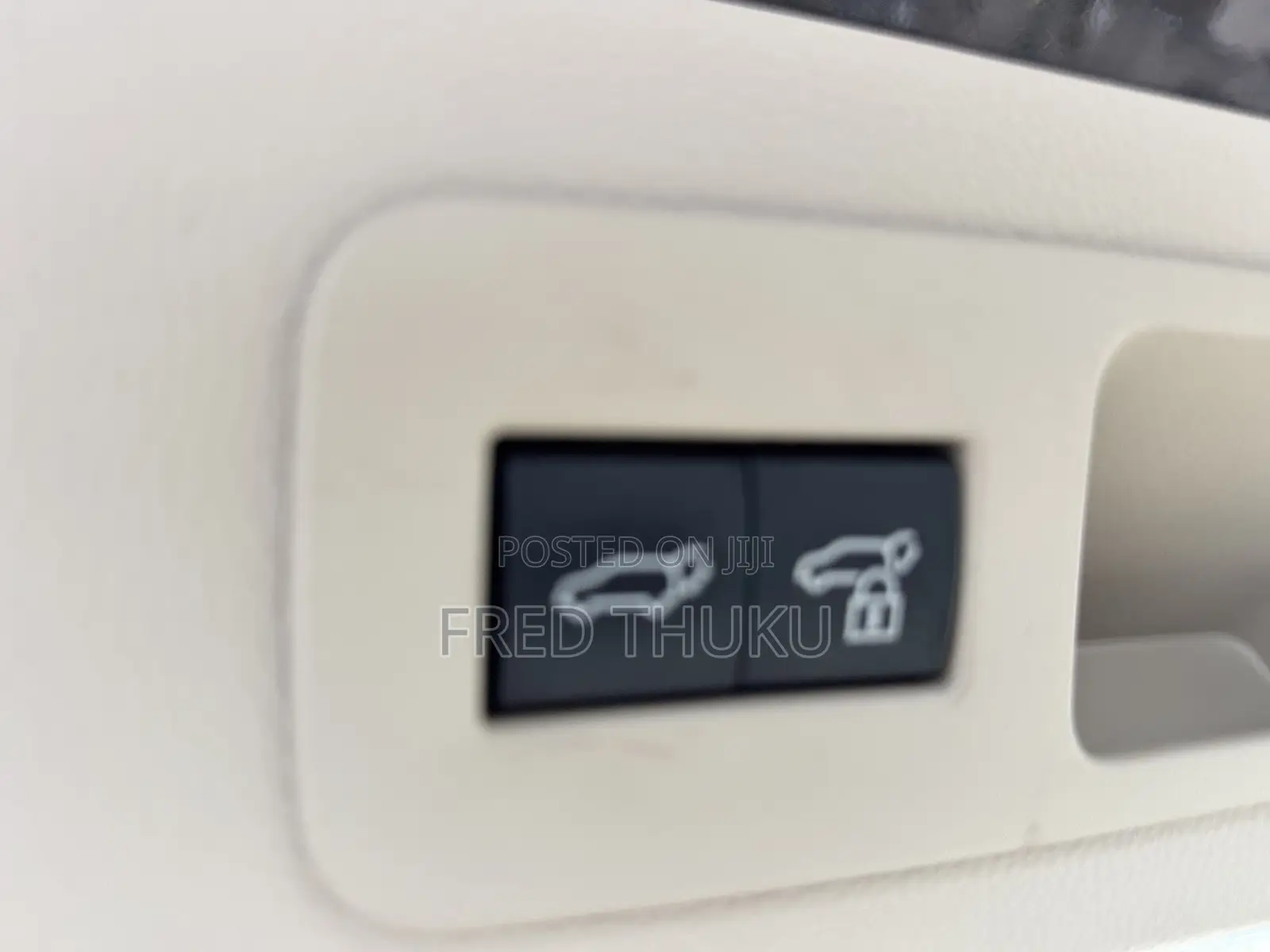 Toyota Land Cruiser LC300 2023 Black