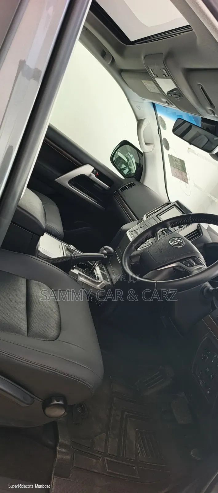 Toyota Land Cruiser 4.6 V8 ZX 2019 Gray