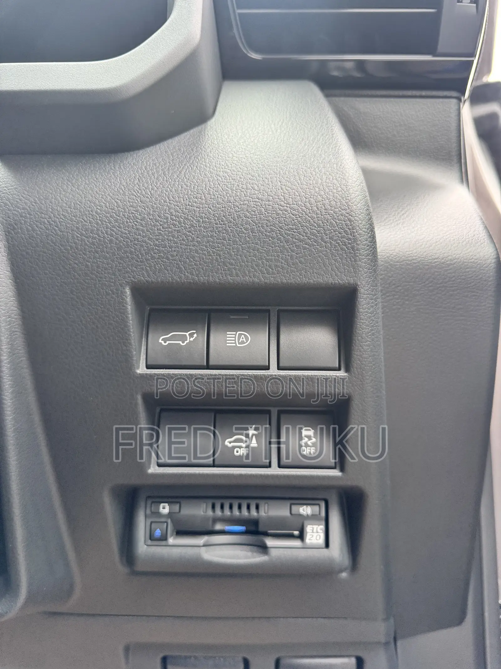 Toyota Land Cruiser LC300 2023 Gray