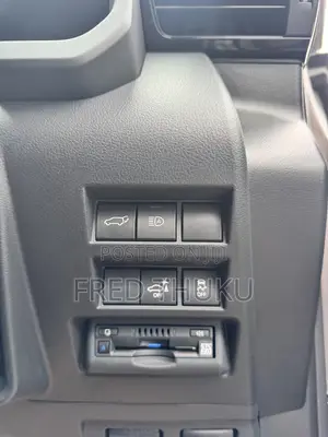 Toyota Land Cruiser LC300 2023 Gray