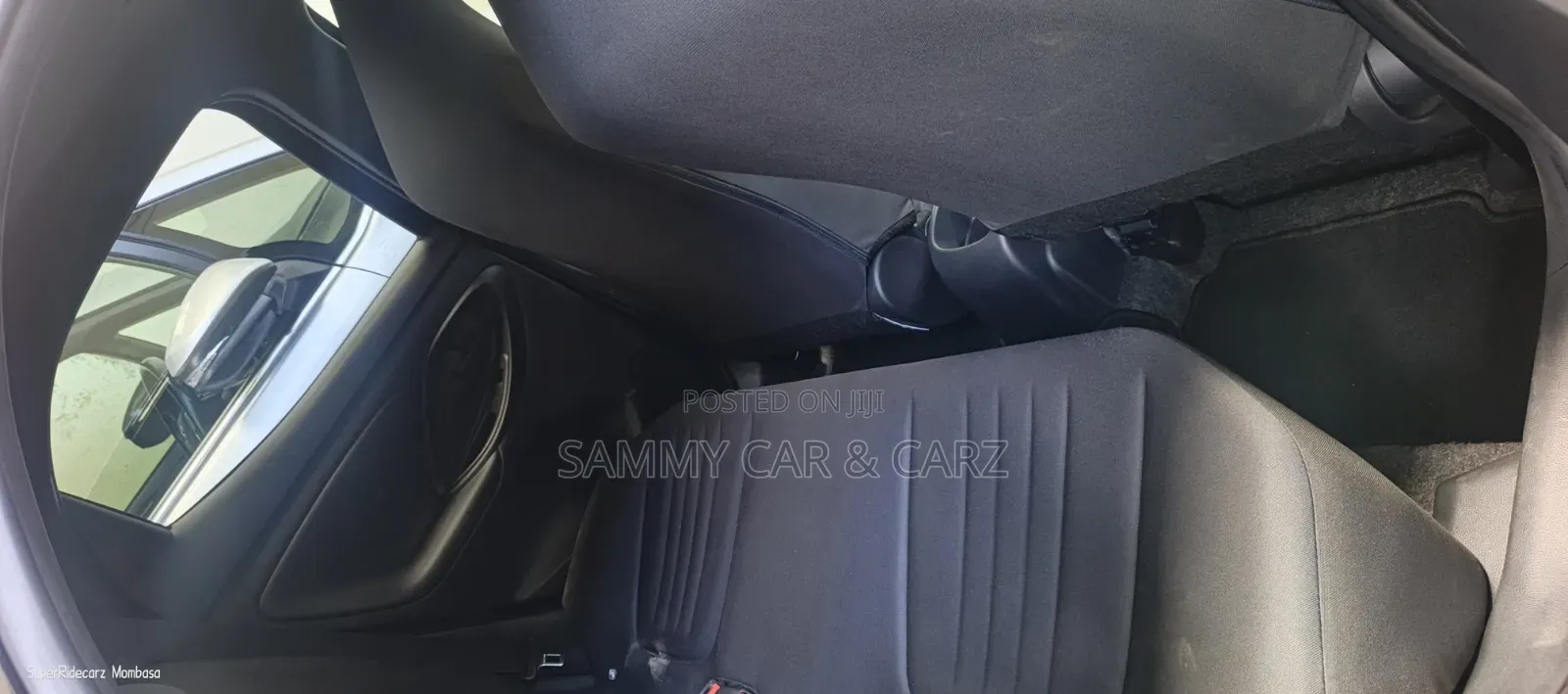Toyota Yaris 2019 Black