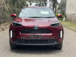 Toyota Yaris Cross 2021 Maroon