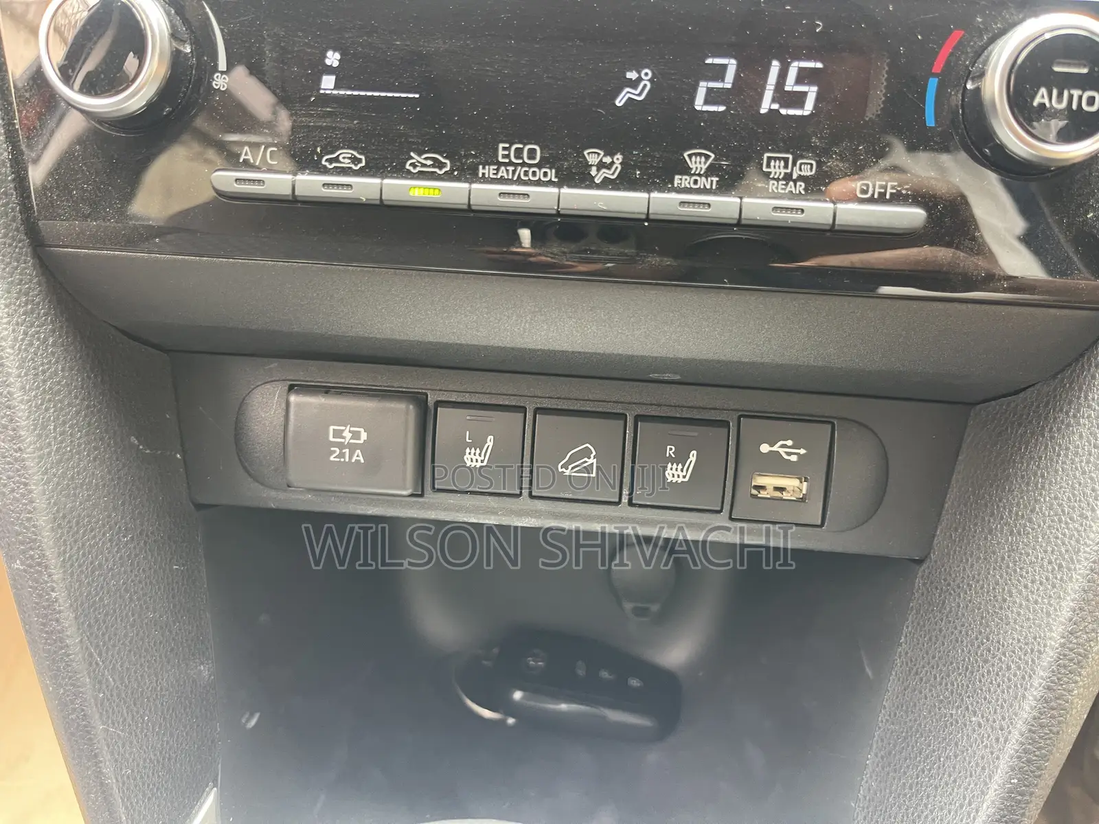 Toyota Yaris Cross 2021 Maroon
