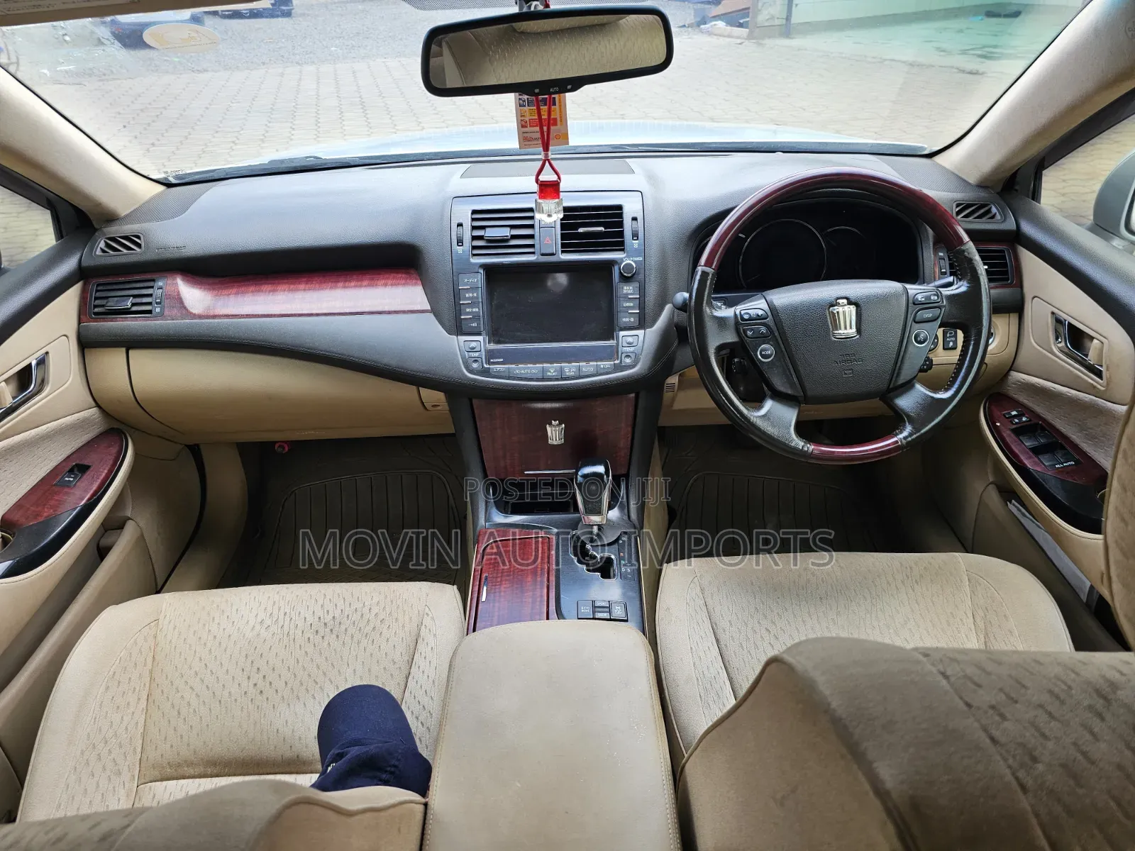 Toyota Crown 2009 Silver