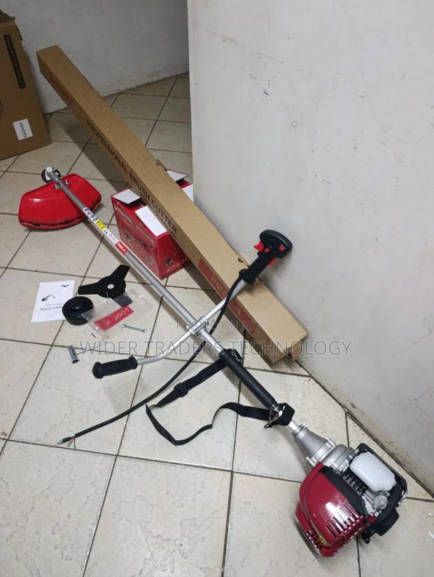 Premier 4-Stroke Professional Brush Cutter (Model GX35