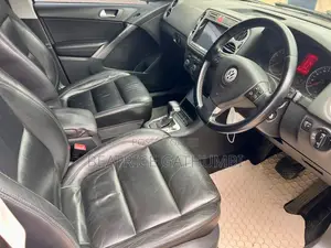 Volkswagen Tiguan 2009 White