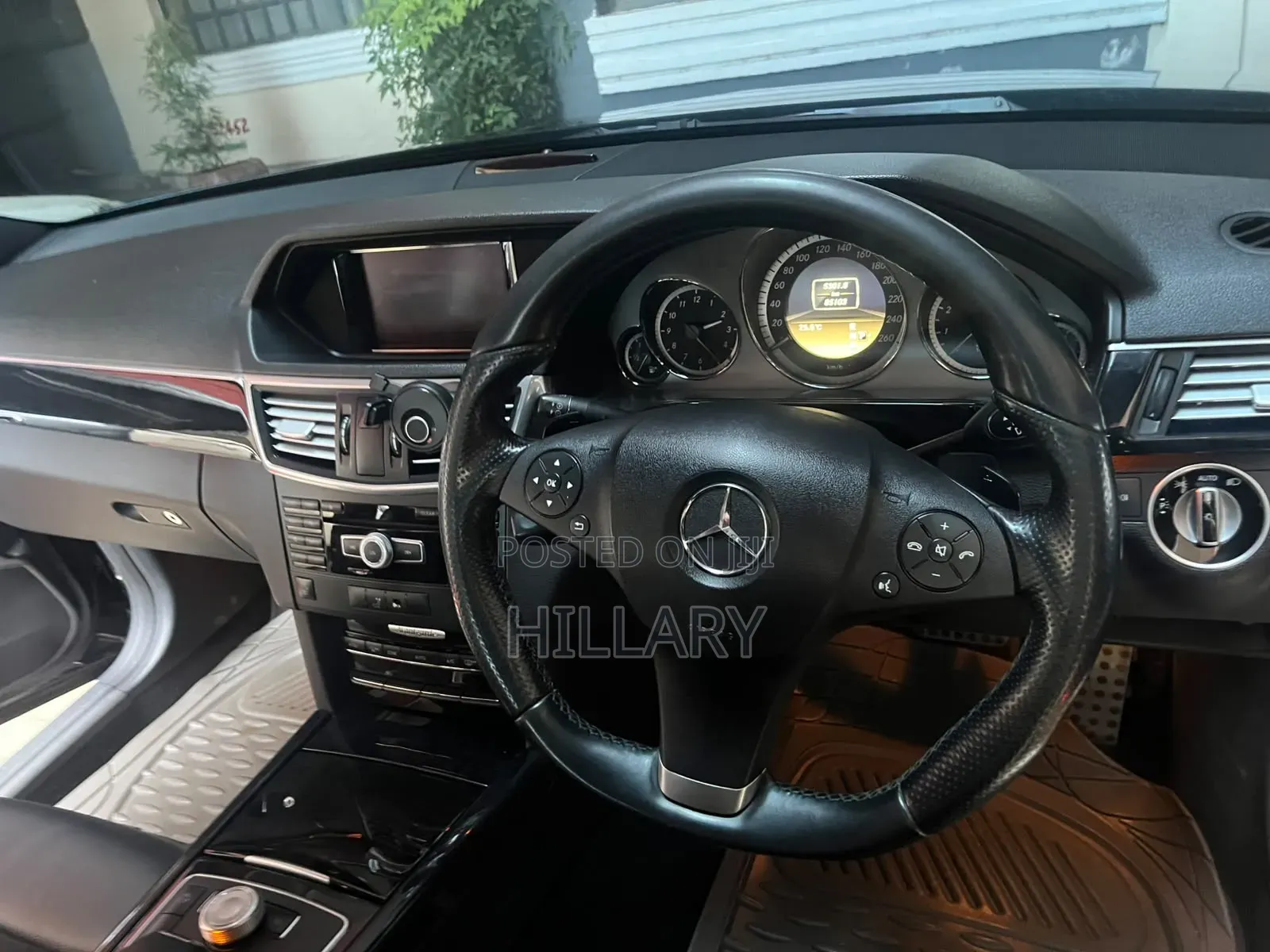 Mercedes-Benz E250 2011 Black