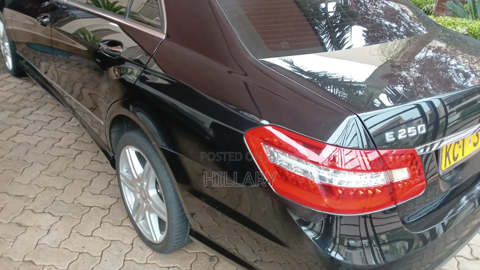 Mercedes-Benz E250 2011 Black