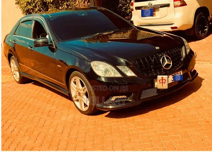 Mercedes-Benz E250 2011 Black