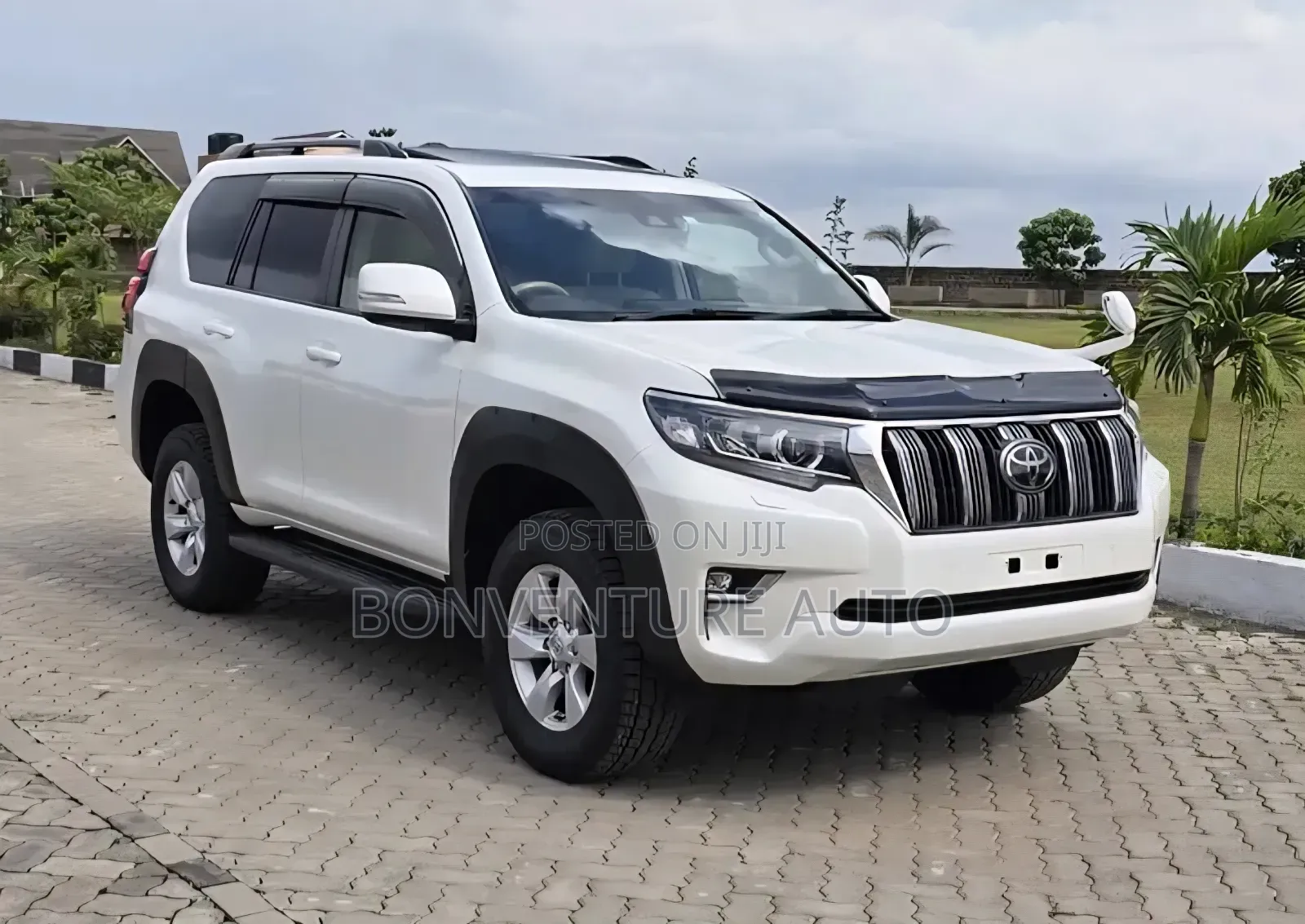 Toyota Land Cruiser Prado 2.7 2019 Pearl