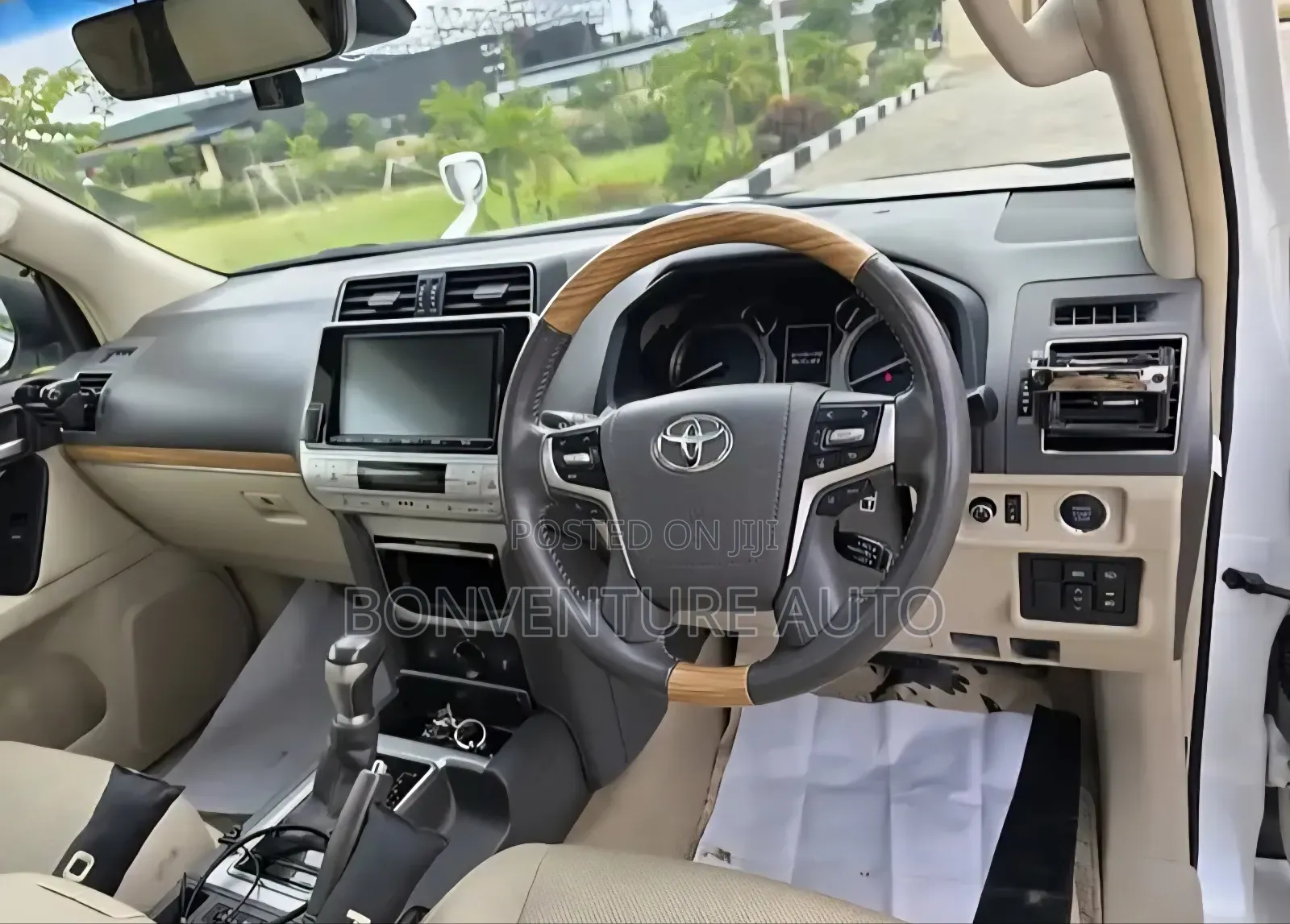 Toyota Land Cruiser Prado 2.7 2019 Pearl