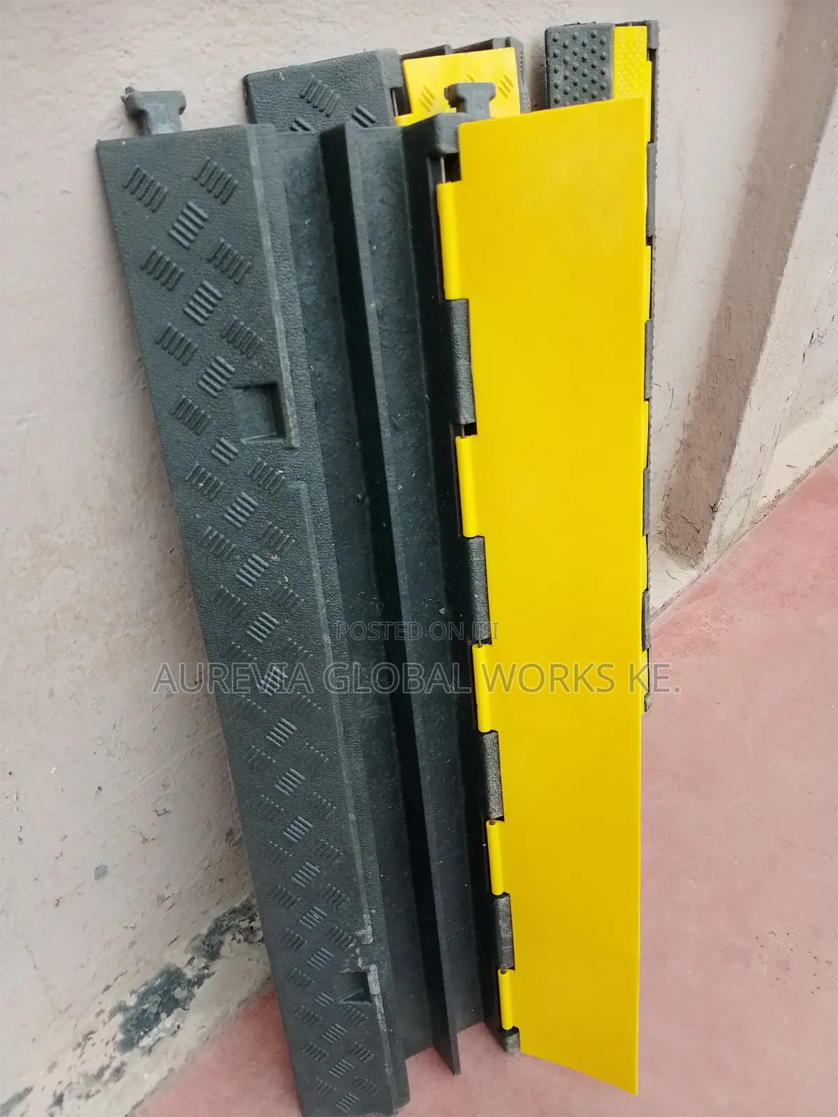 2 Way Premium Cable Ramp