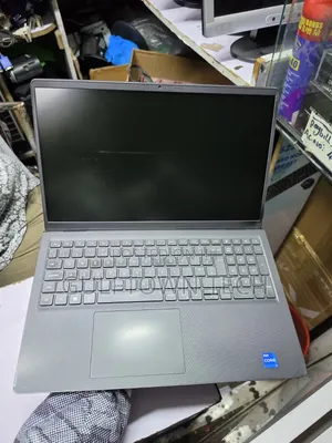 Laptop Dell Inspiron 15 3510 8GB Intel Core i7 SSD 512GB
