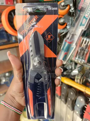 Size 8inch Tin Cutter