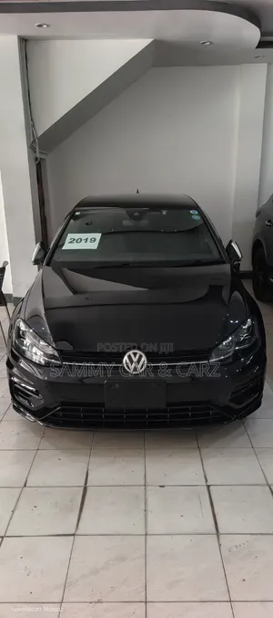 Volkswagen Golf R 4-Door w/DCC & Navigation 2019 Black