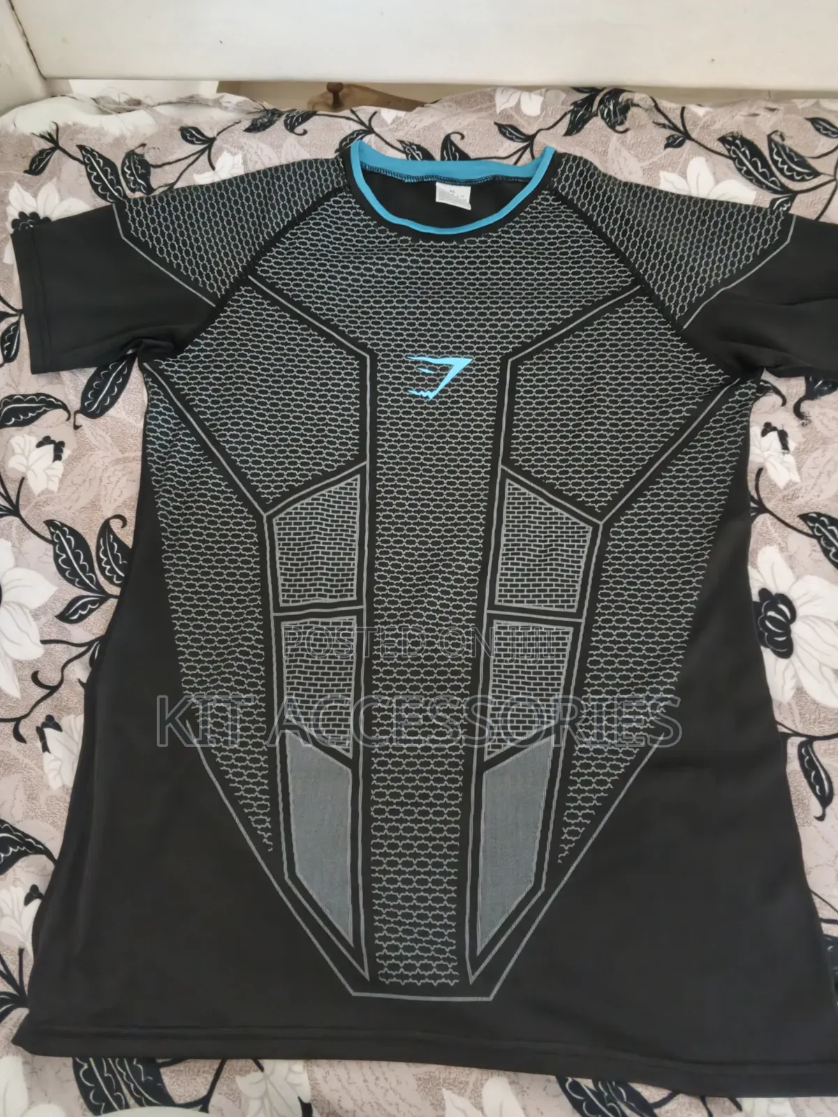 Gymshark Onyx V1