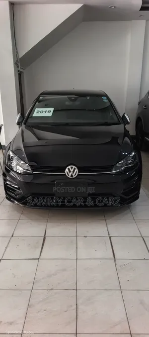 Volkswagen Golf R 4-Door w/DCC & Navigation 2019 Black