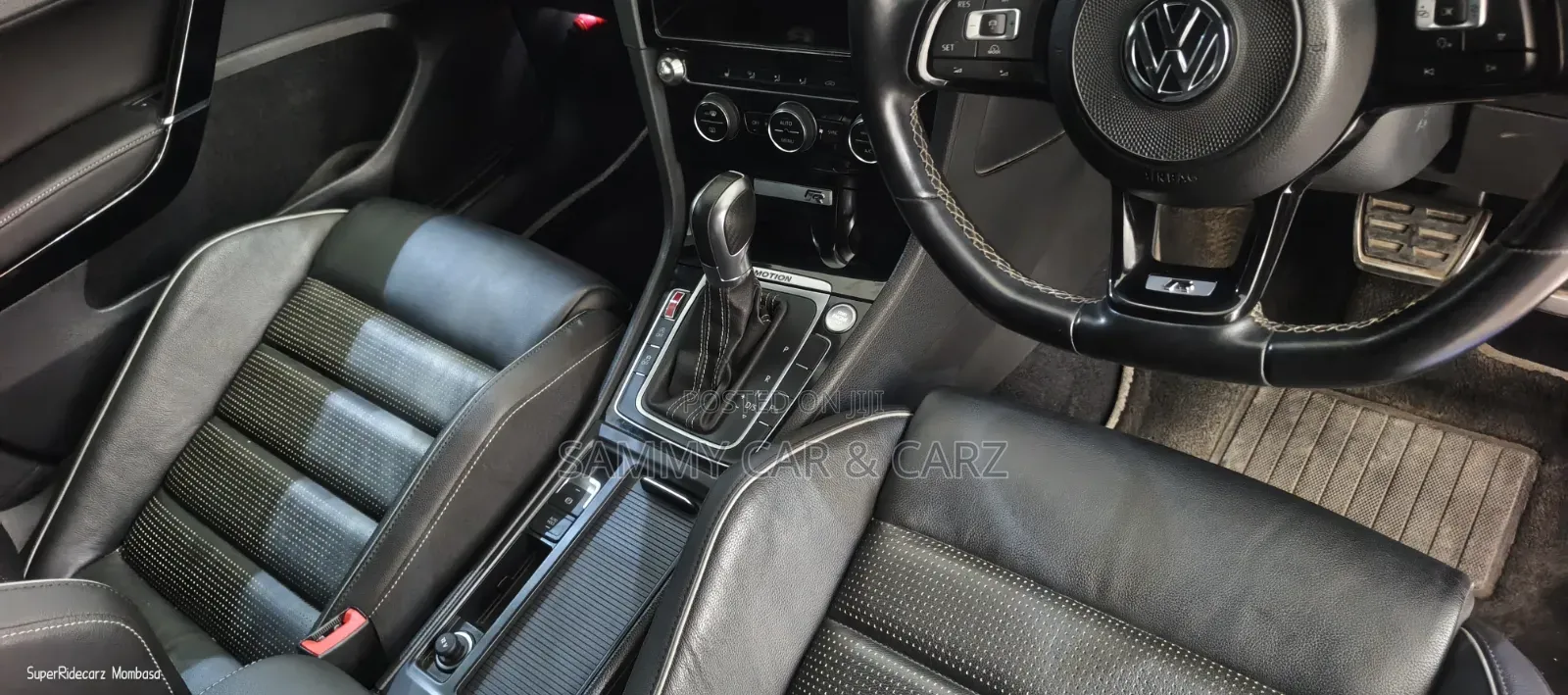 Volkswagen Golf R 4-Door w/DCC & Navigation 2019 Black