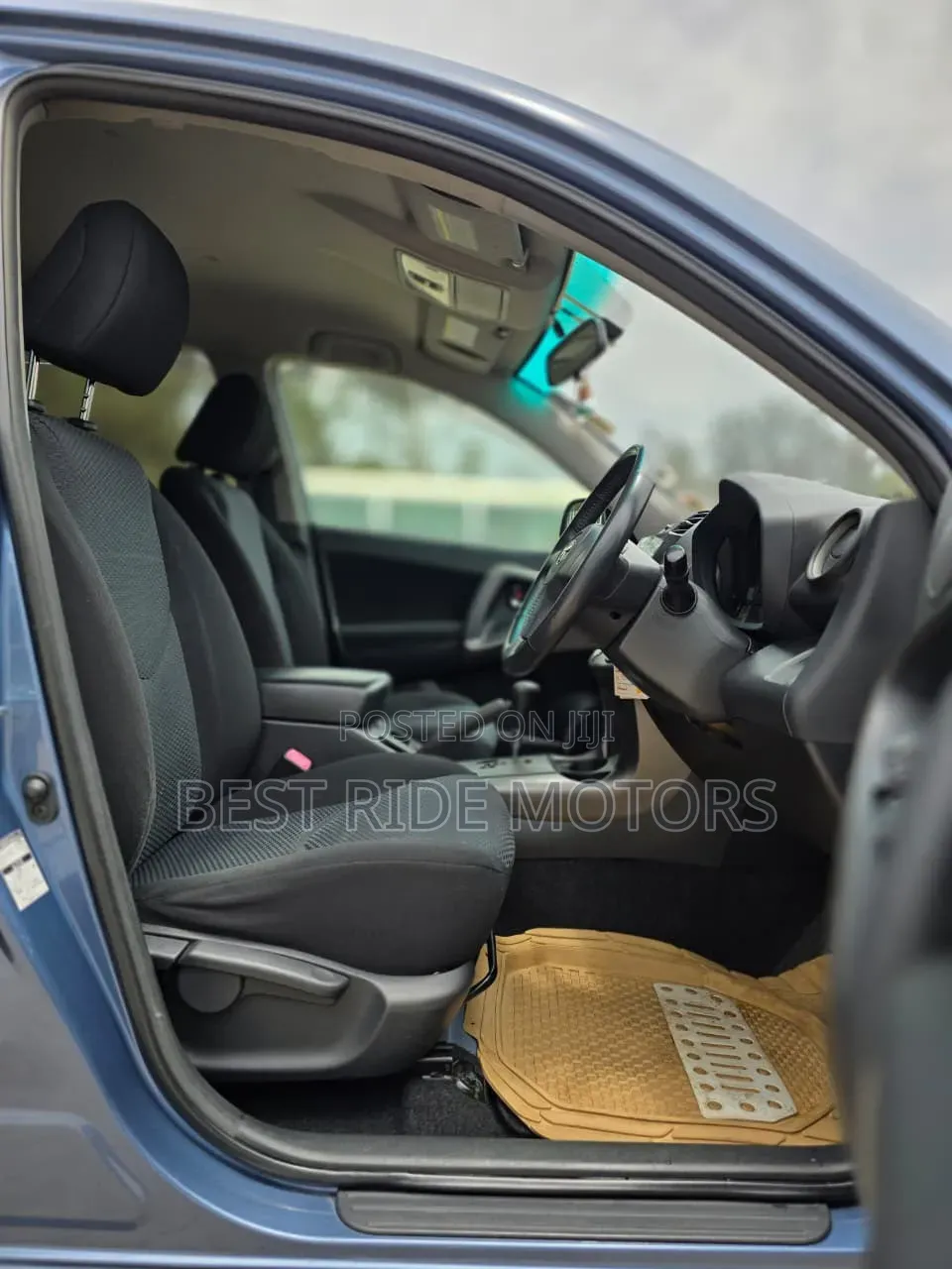 Toyota RAV4 2013 Blue