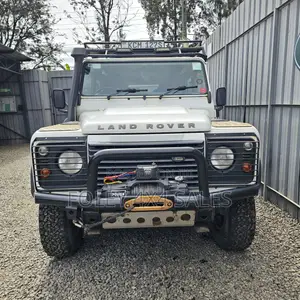 Land Rover Defender 2012 White