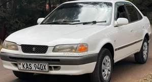 Toyota Corolla 1998 White