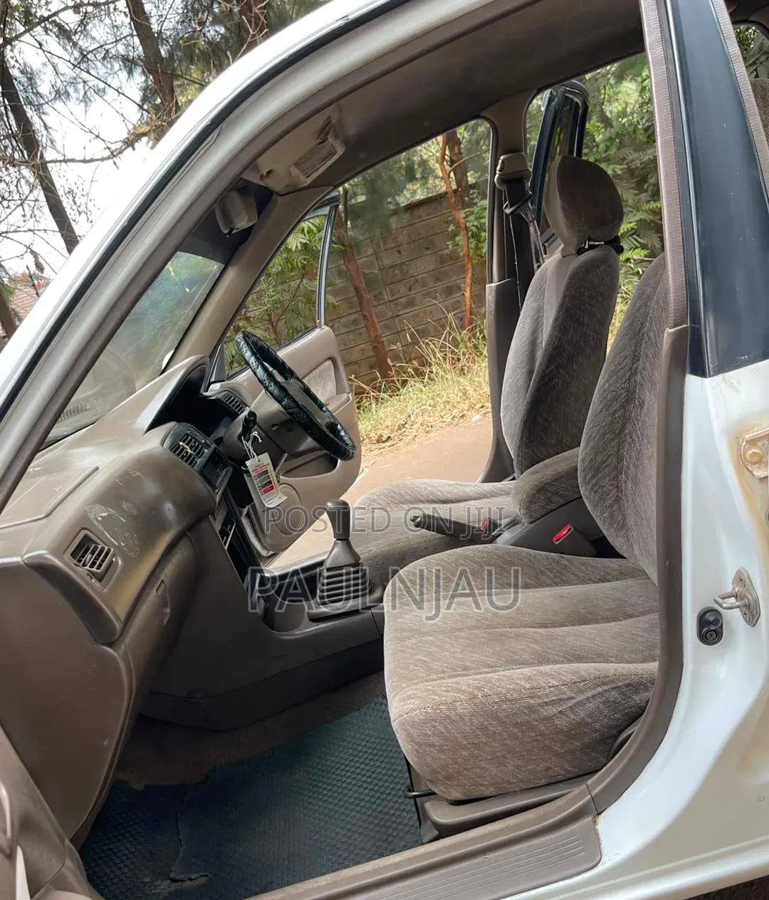 Toyota Corolla 1998 White