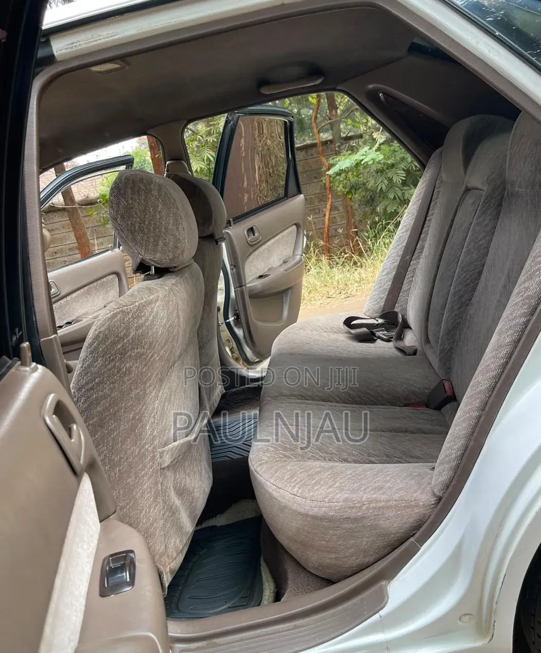 Toyota Corolla 1998 White