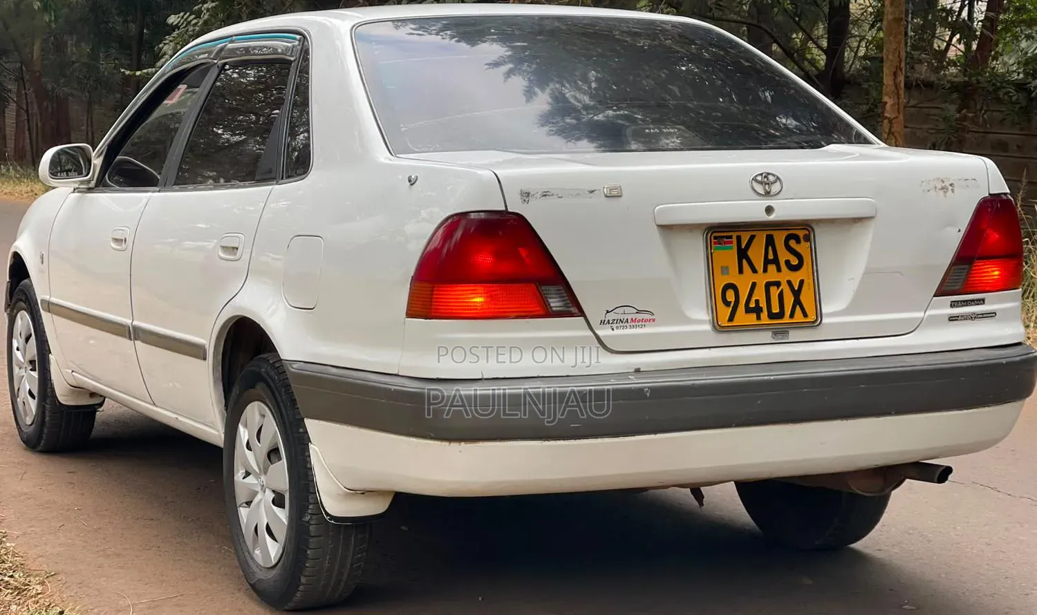 Toyota Corolla 1998 White