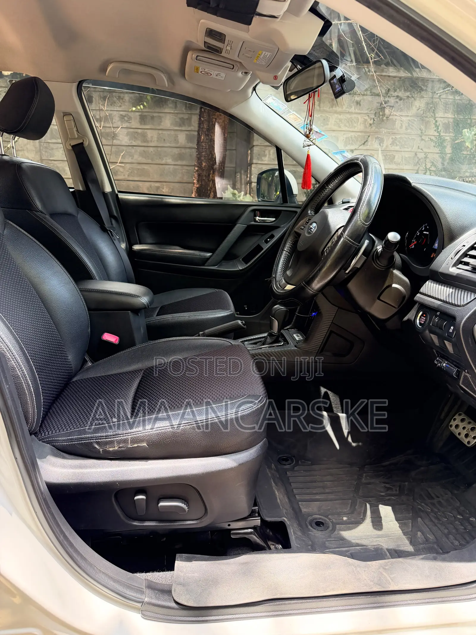 Subaru Forester 2.0XT Touring 4dr SUV AWD (2.0L 4cyl Turbo CVT) 2014 White