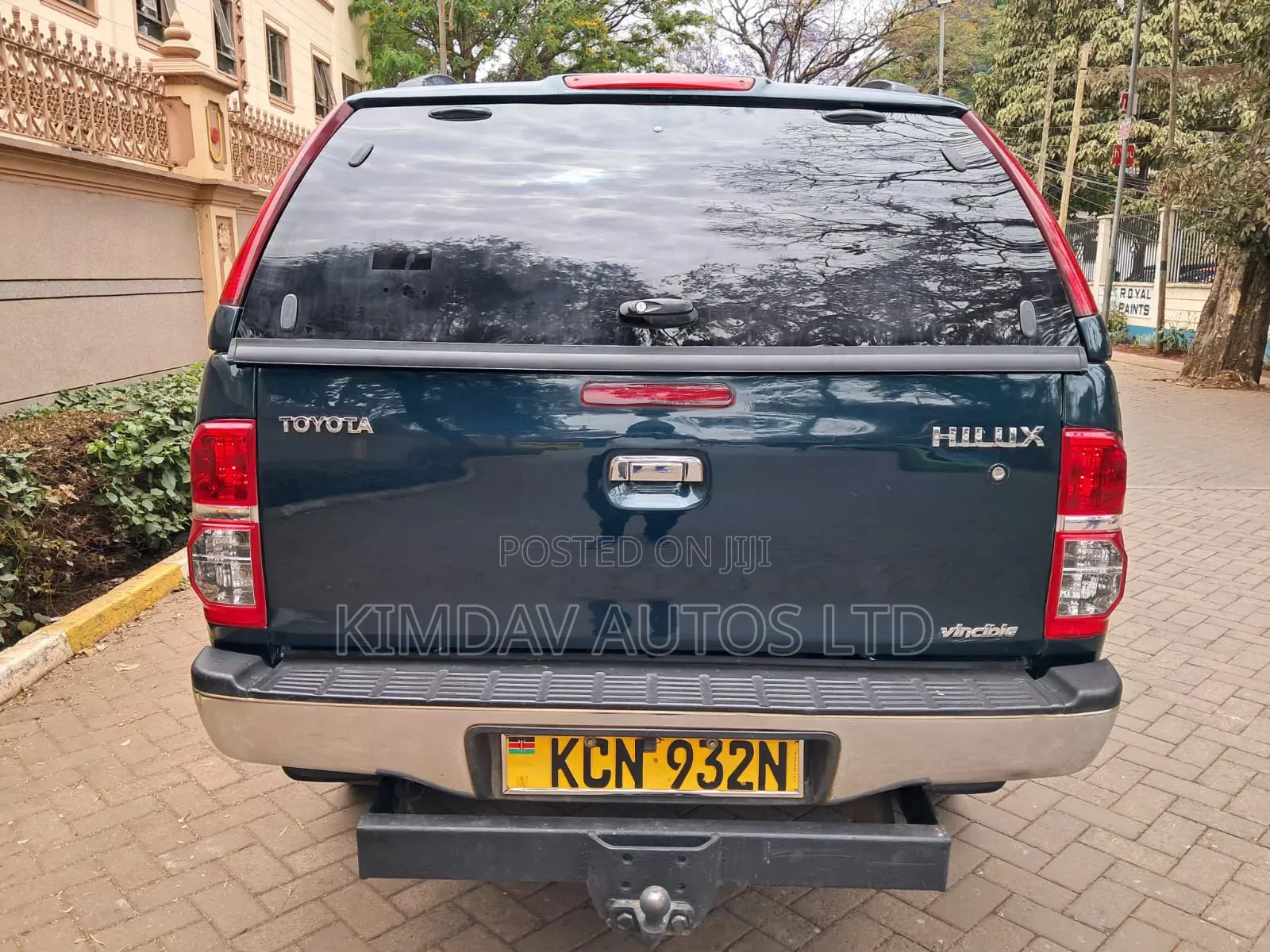 Toyota Hilux 2011 Green