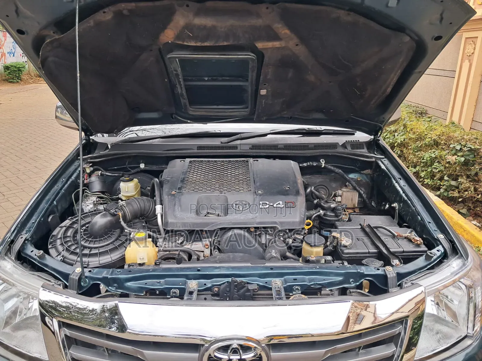 Toyota Hilux 2011 Green