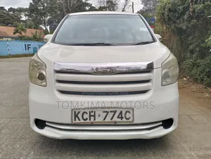 Toyota Noah 2009 White