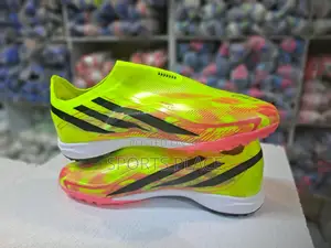 F50 Hyperfast AG Surface Football Trainers - Laceless