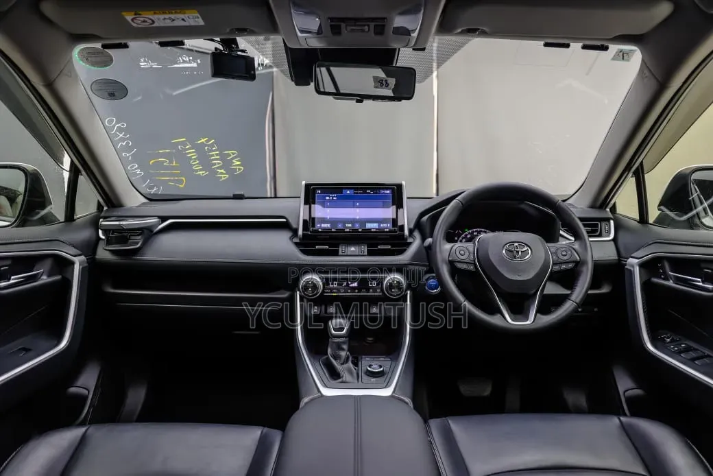 Toyota RAV4 Adventure AWD 2020 White