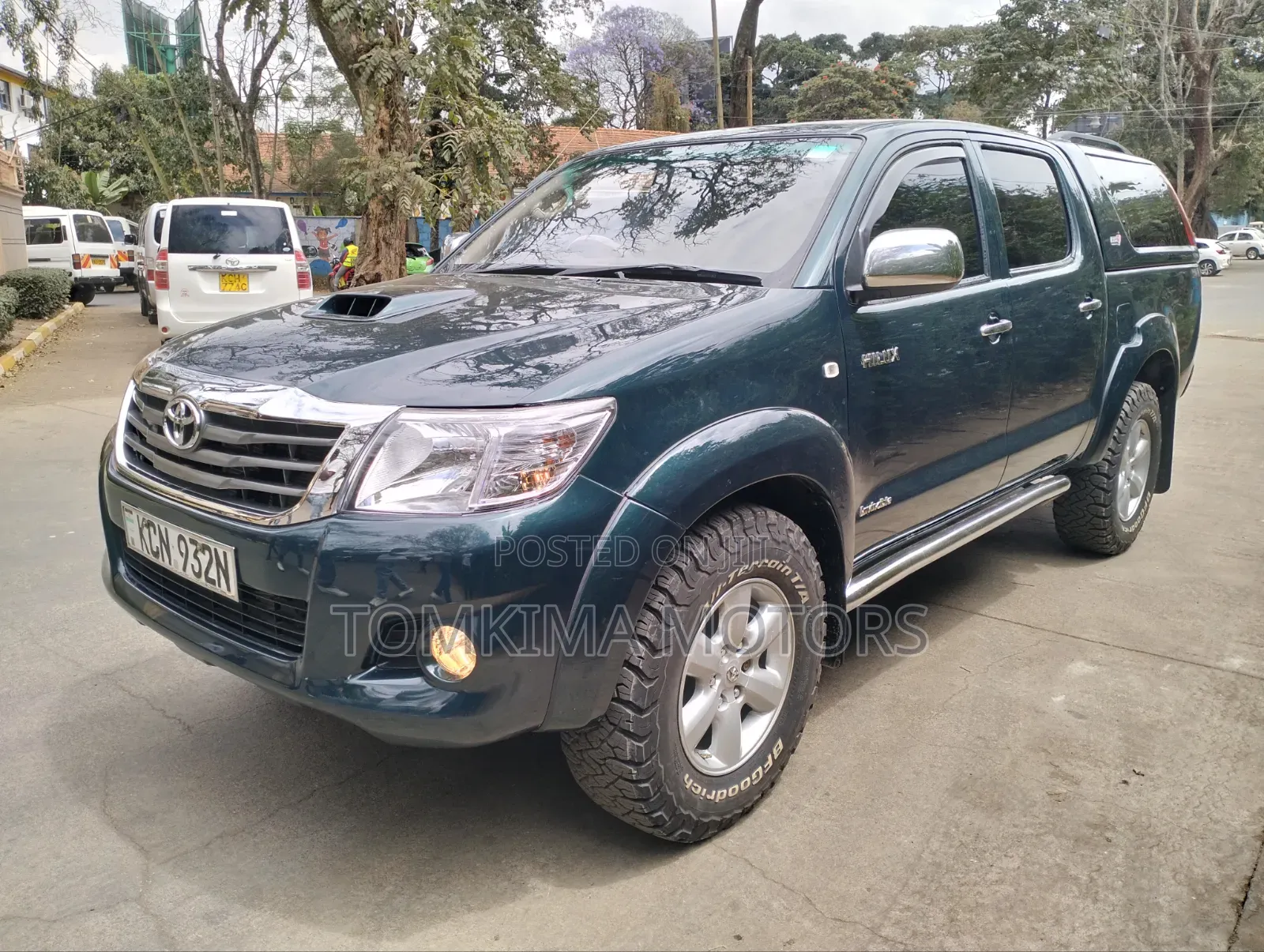 Toyota Noah 2010 Green