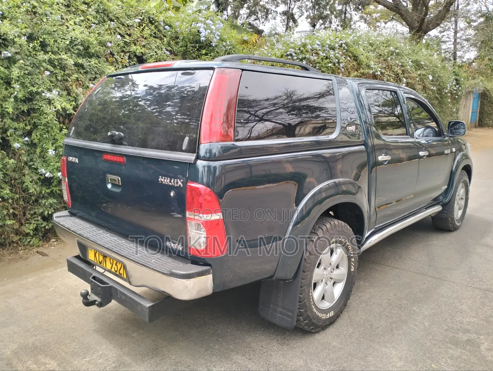 Toyota Noah 2010 Green
