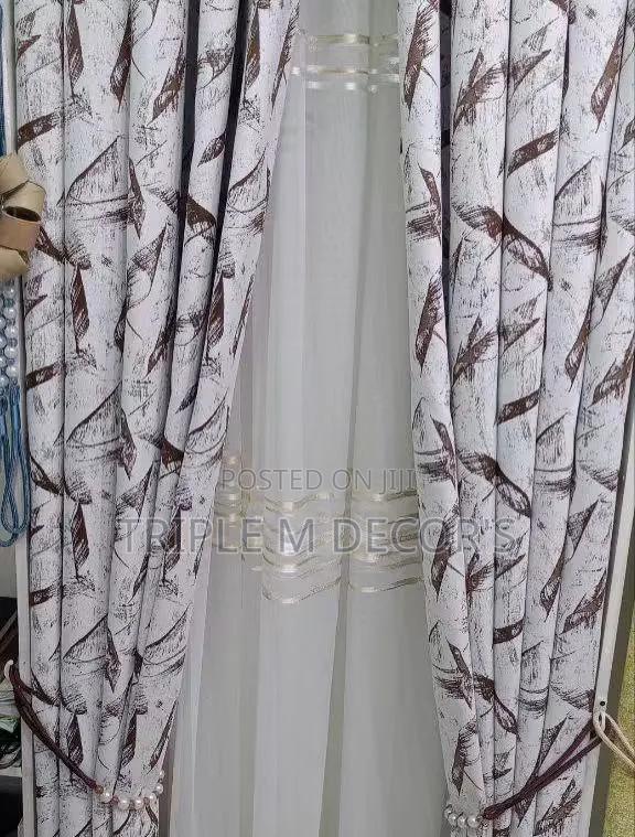 Classic Hook Curtains for Ceiling Rails - thumbnail 3